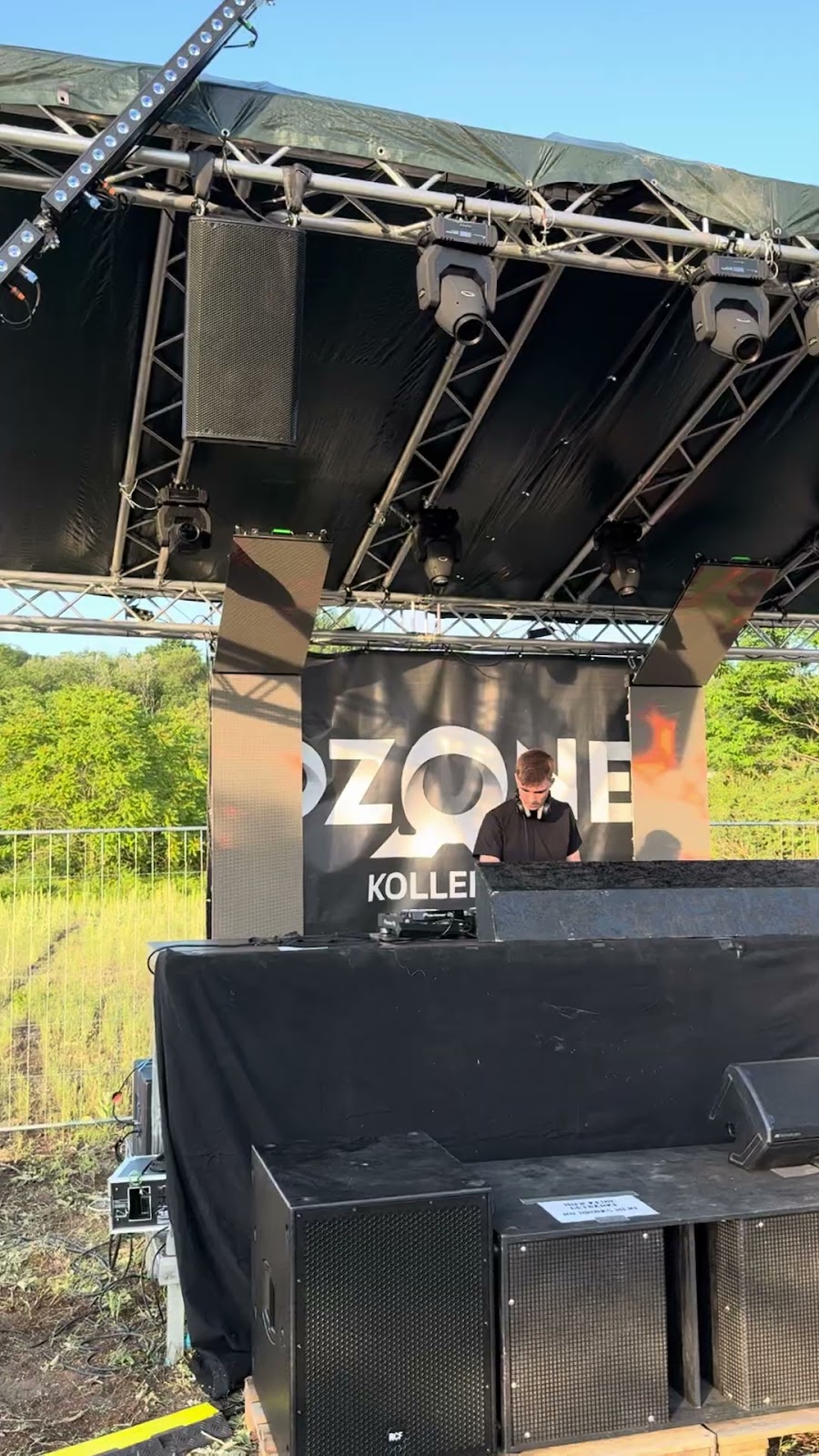 OZONE Kollektiv Aufbau